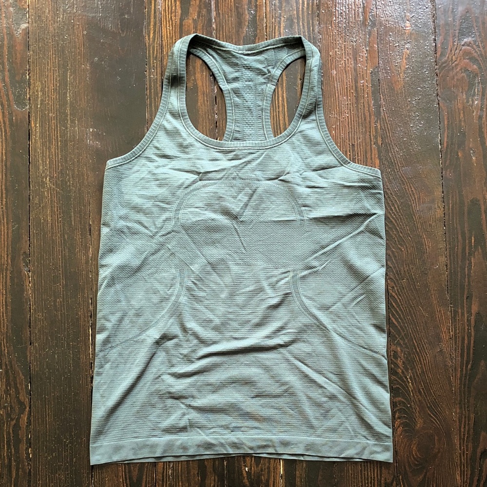 lululemon top